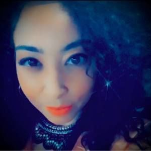 Meet your Posher, Aziza